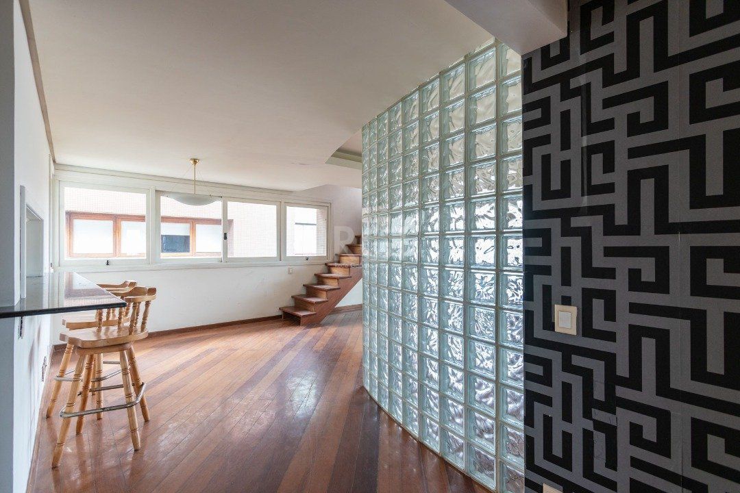 Cobertura à venda com 4 quartos, 302m² - Foto 4