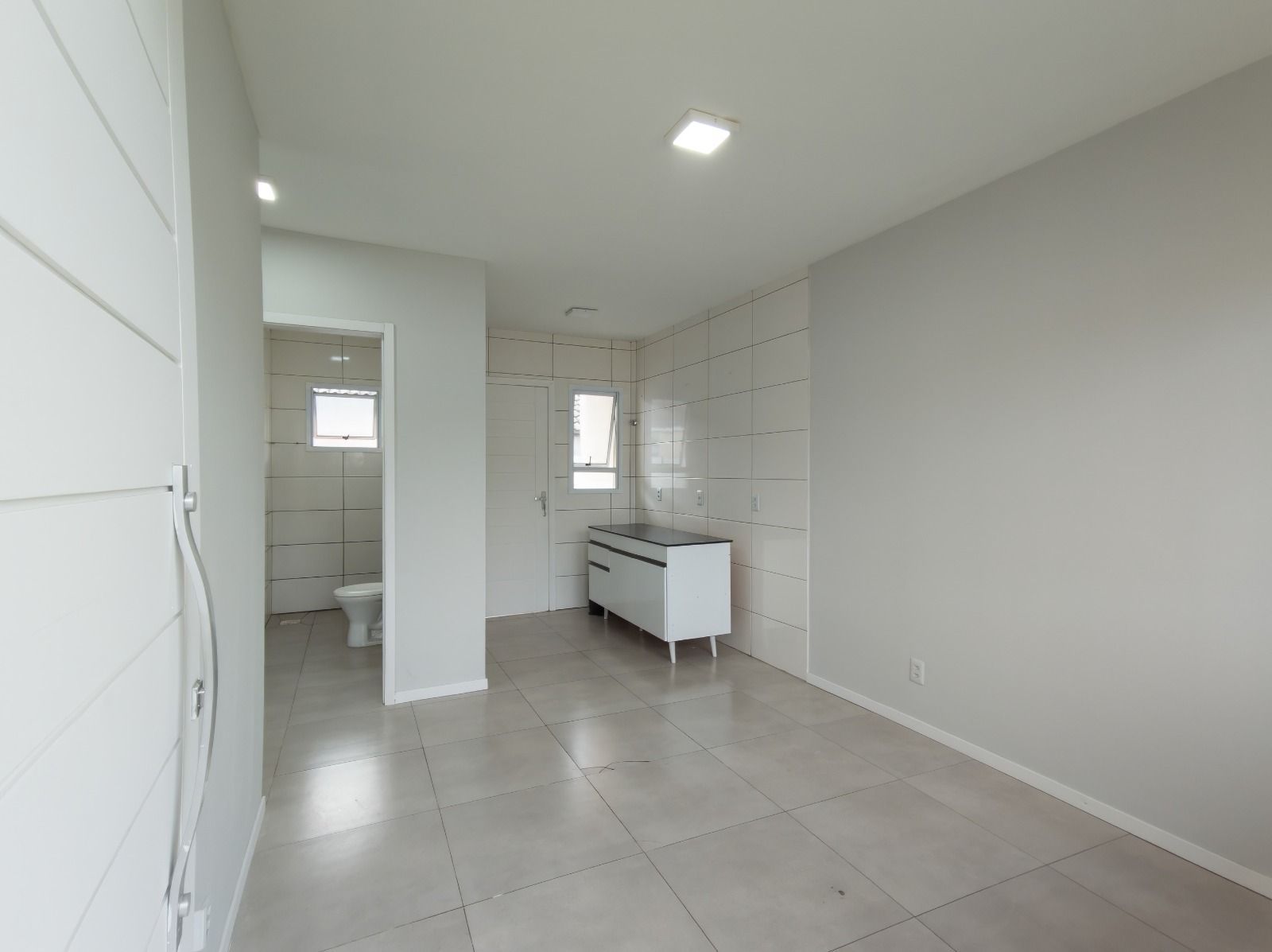 Casa à venda com 2 quartos, 45m² - Foto 14