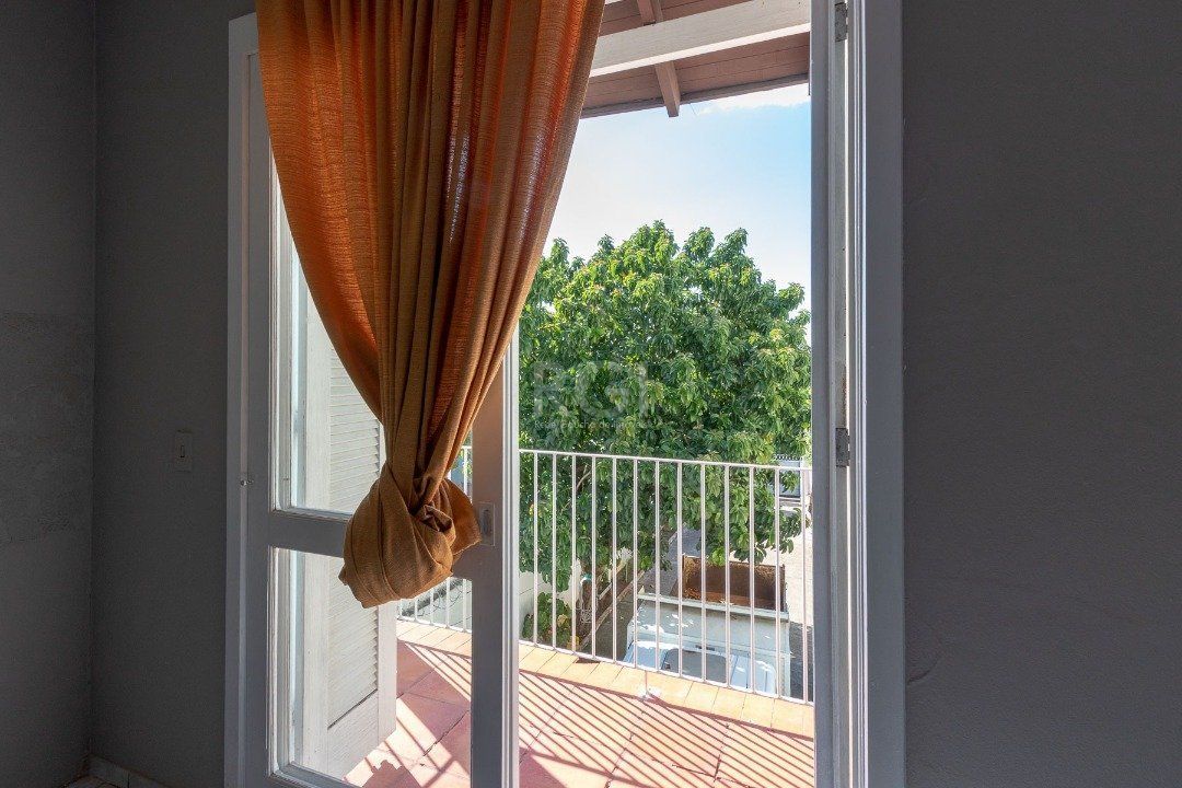 Casa à venda com 5 quartos, 199m² - Foto 53