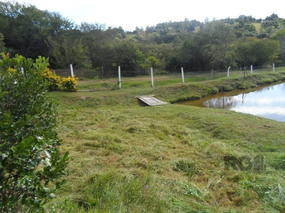 Sítio à venda com 3 quartos, 100m² - Foto 20