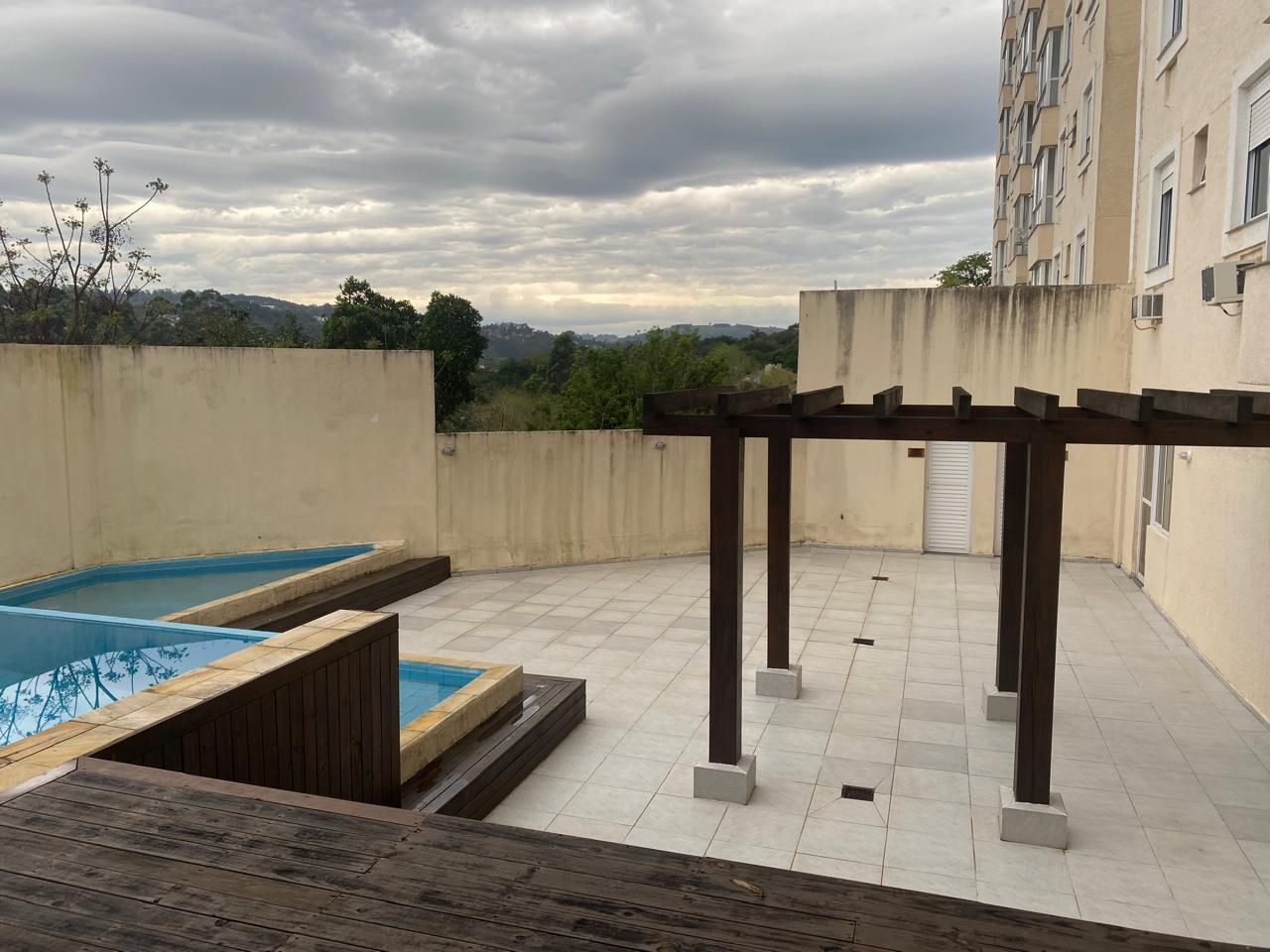 Apartamento à venda com 1 quarto, 99m² - Foto 3