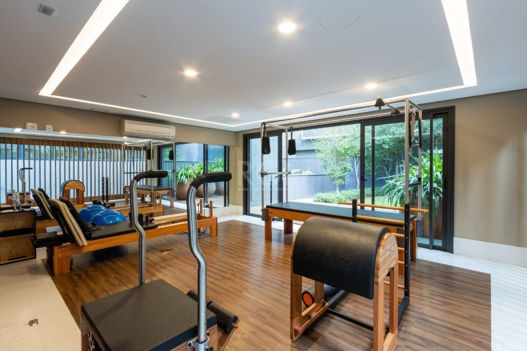 Apartamento à venda com 3 quartos, 256m² - Foto 66