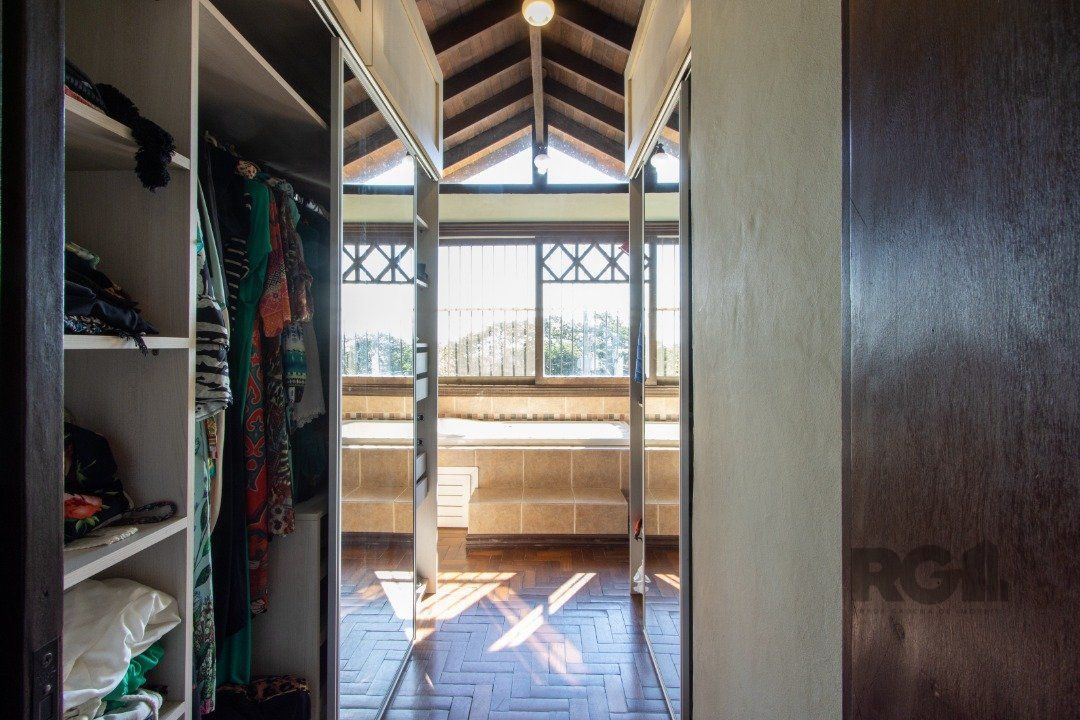 Casa, 4 quartos, 323 m² - Foto 38