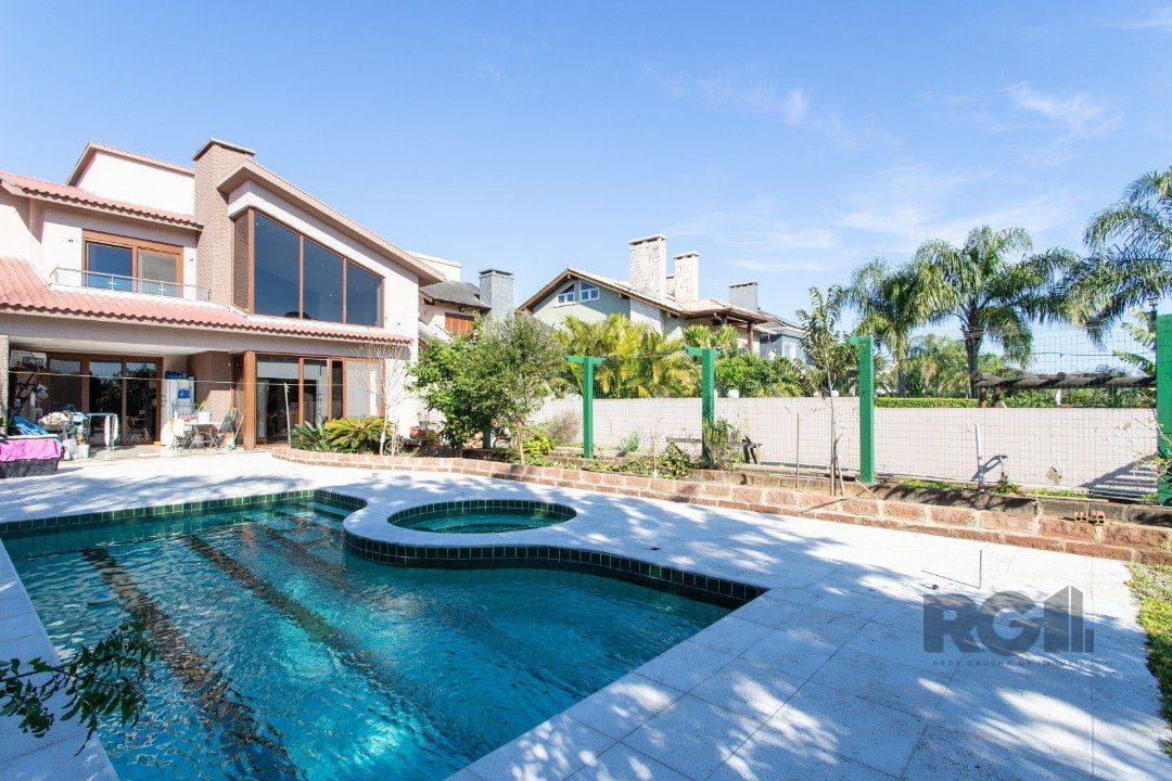 Casa de Condomínio à venda com 4 quartos, 226m² - Foto 29