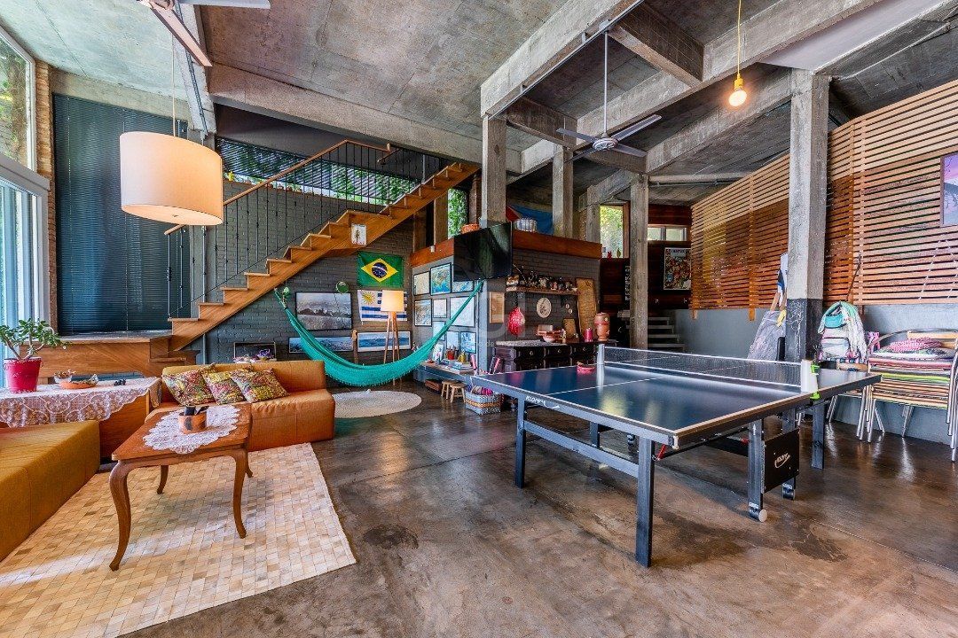 Casa à venda com 3 quartos, 300m² - Foto 4