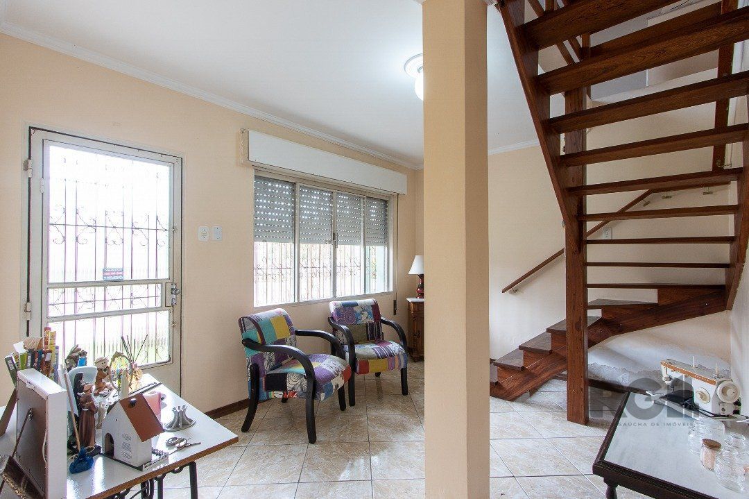 Casa à venda com 3 quartos, 250m² - Foto 7