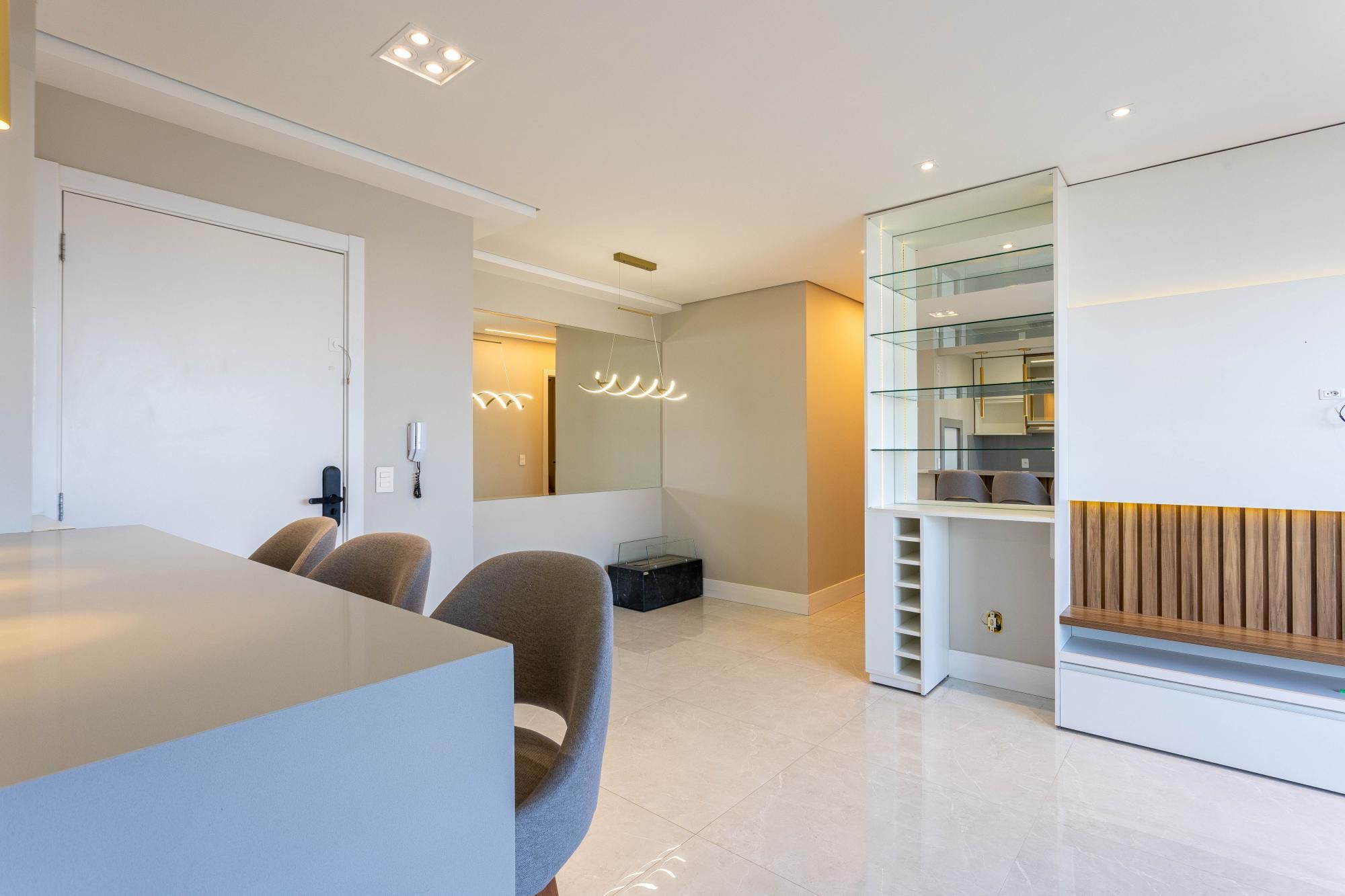 Apartamento à venda com 3 quartos, 76m² - Foto 7