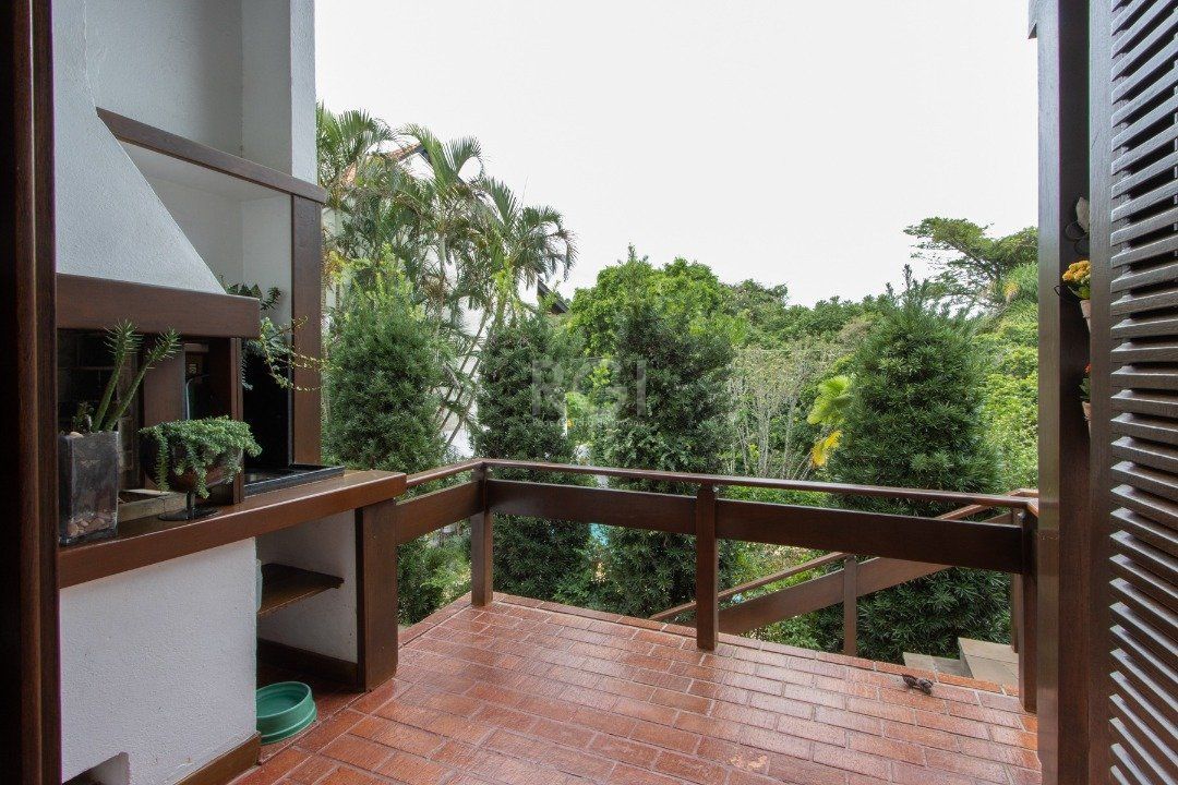 Casa de Condomínio à venda com 4 quartos, 184m² - Foto 56