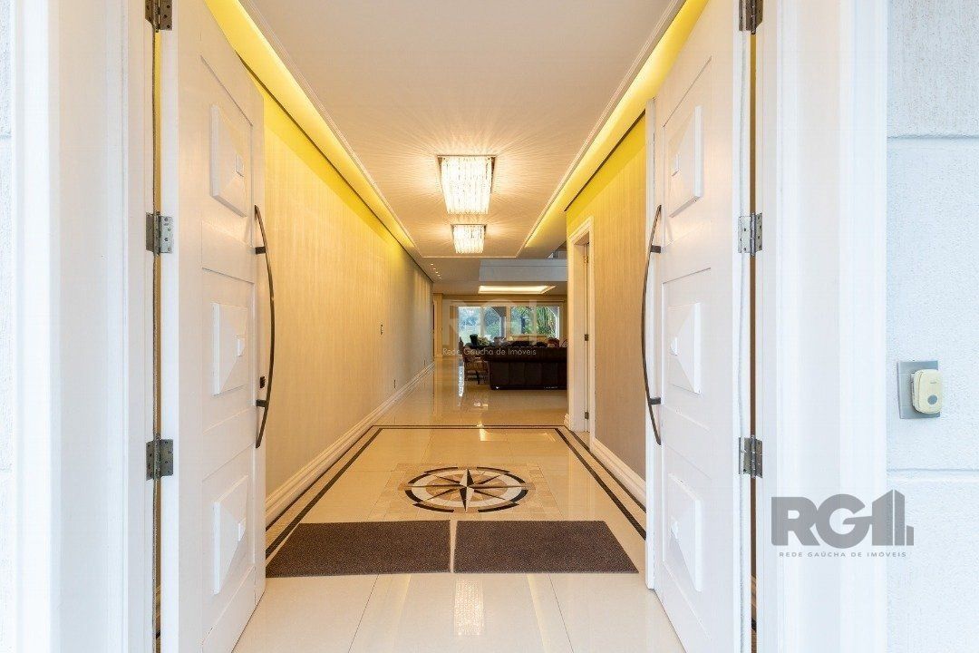 Casa de Condomínio à venda com 3 quartos, 419m² - Foto 4