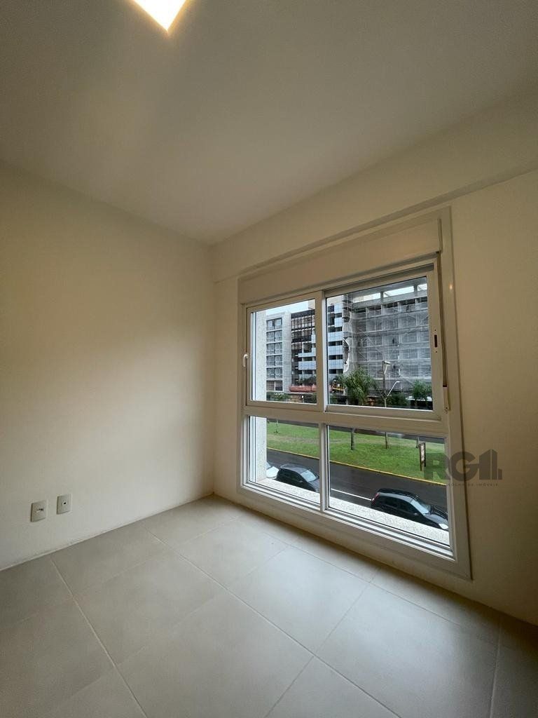 Apartamento à venda com 3 quartos, 180m² - Foto 18