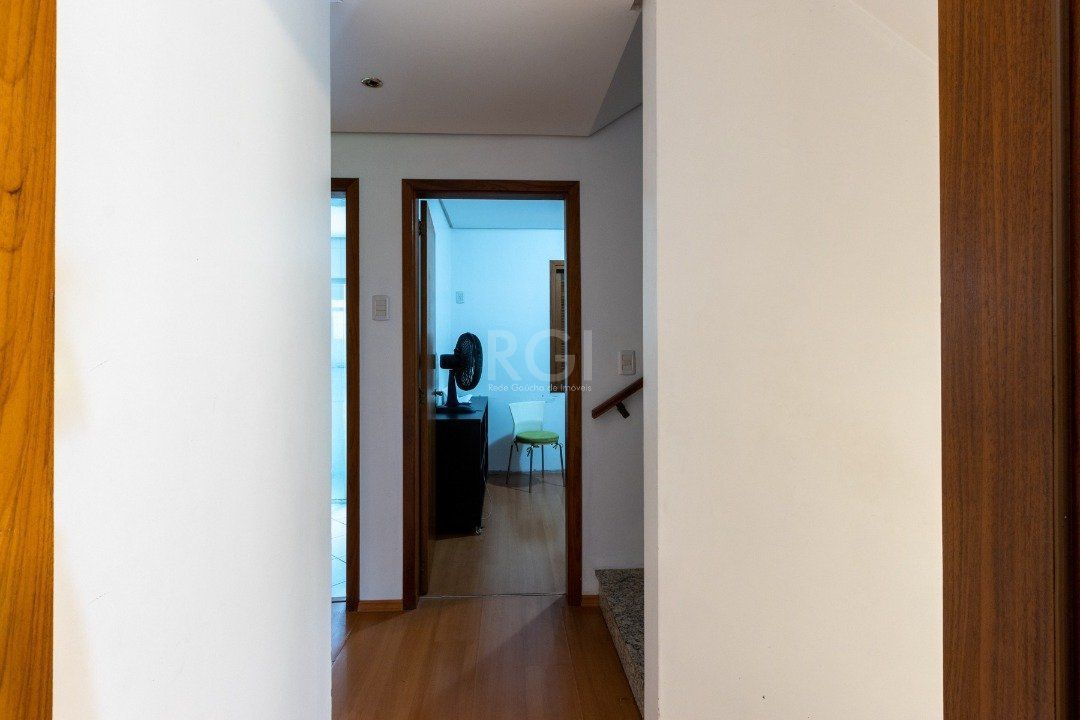 Casa de Condomínio à venda com 4 quartos, 334m² - Foto 35
