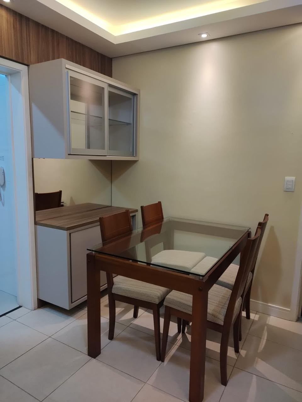 Apartamento mobiliado e reformado . — foto 4
