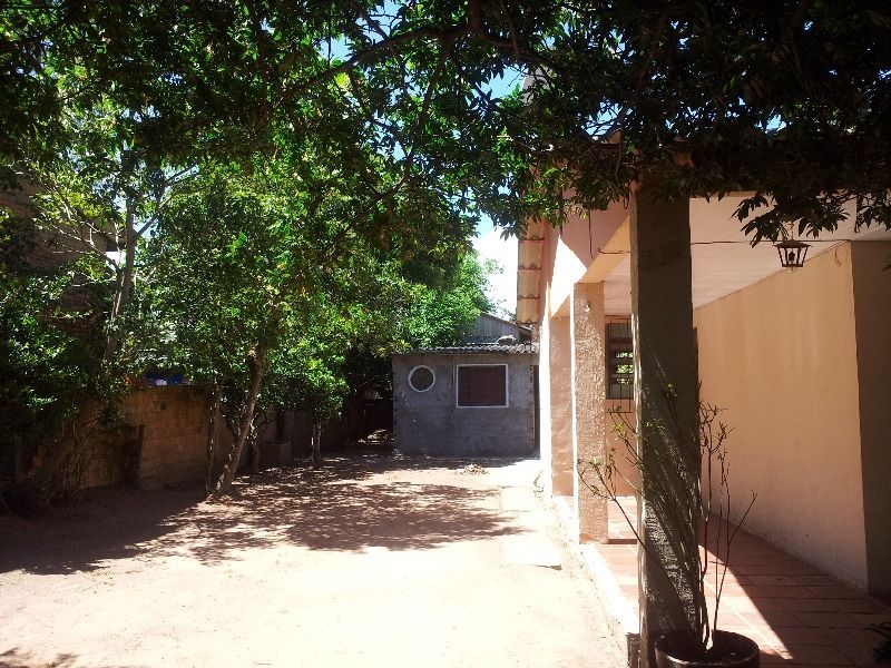 Casa à venda com 2 quartos, 100m² - Foto 11