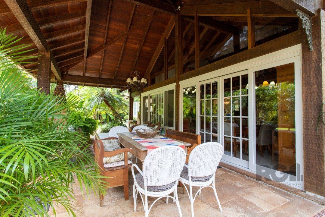 Casa de Condomínio à venda com 3 quartos, 330m² - Foto 56