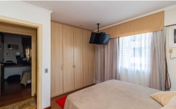 Apartamento à venda com 3 quartos, 111m² - Foto 12