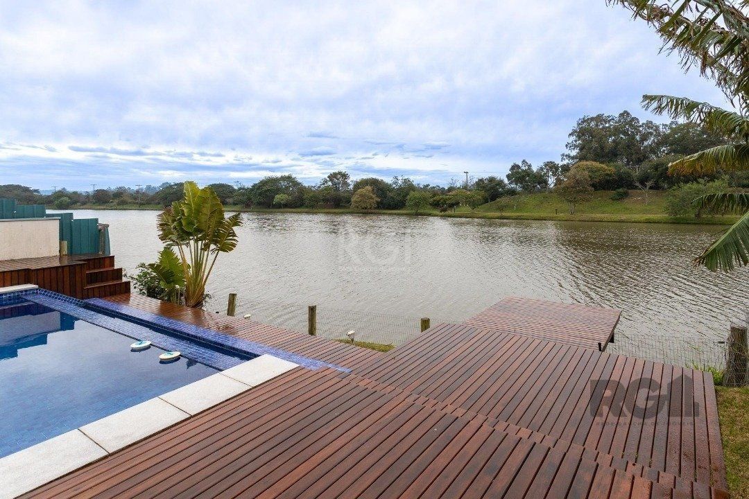 Casa de Condomínio à venda com 3 quartos, 419m² - Foto 30