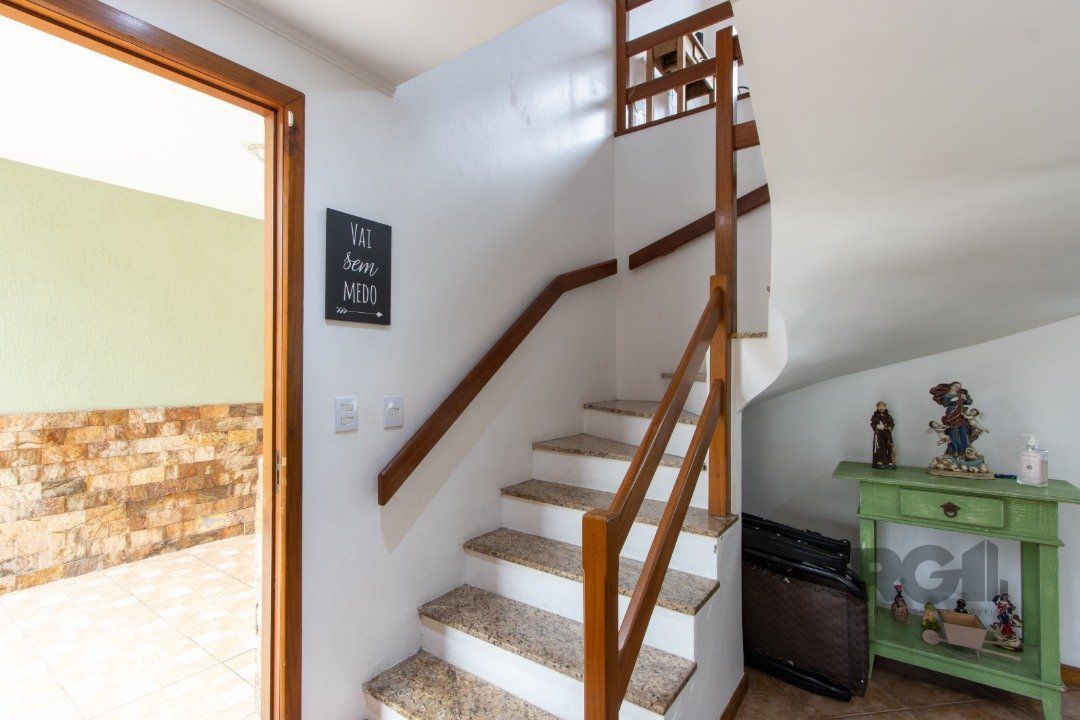 Casa à venda com 6 quartos, 342m² - Foto 15