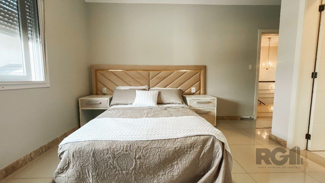 Casa de Condomínio à venda com 5 quartos, 291m² - Foto 3