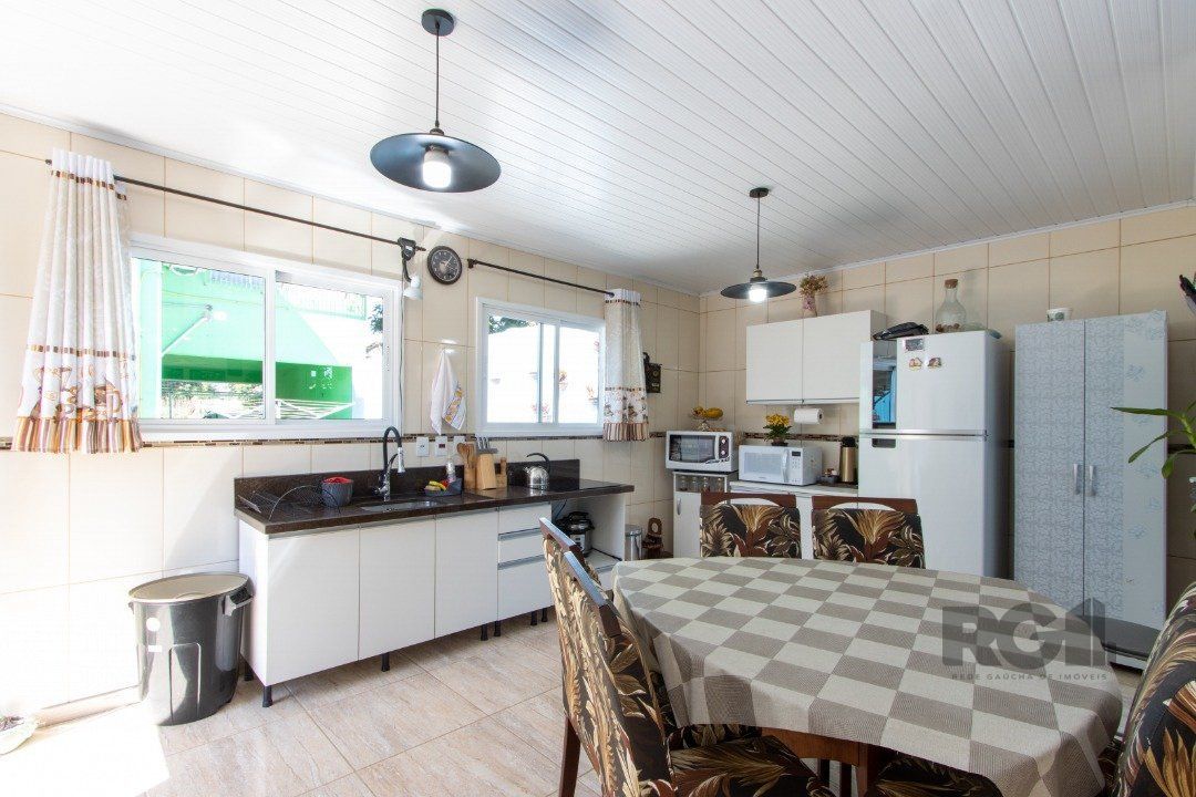 Casa à venda com 2 quartos, 80m² - Foto 23