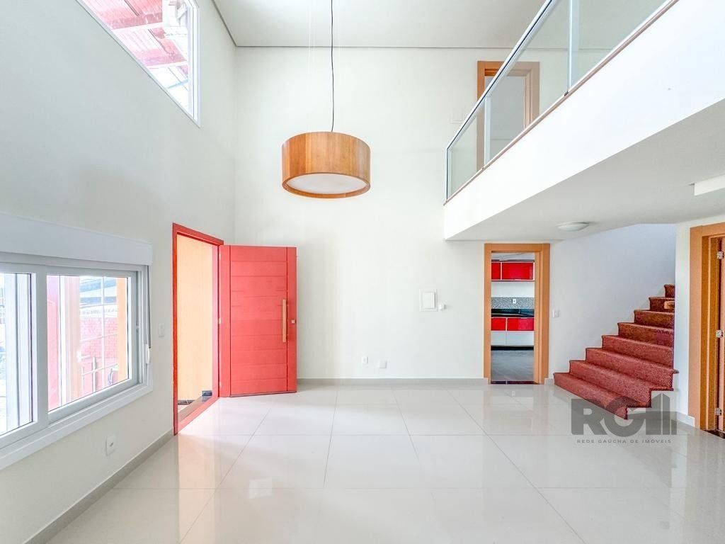 Casa de Condomínio à venda com 3 quartos, 297m² - Foto 1