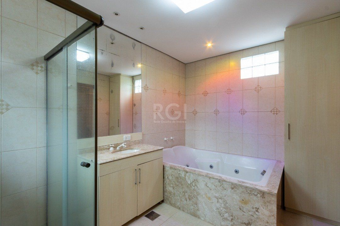 Casa de Condomínio à venda com 4 quartos, 334m² - Foto 27