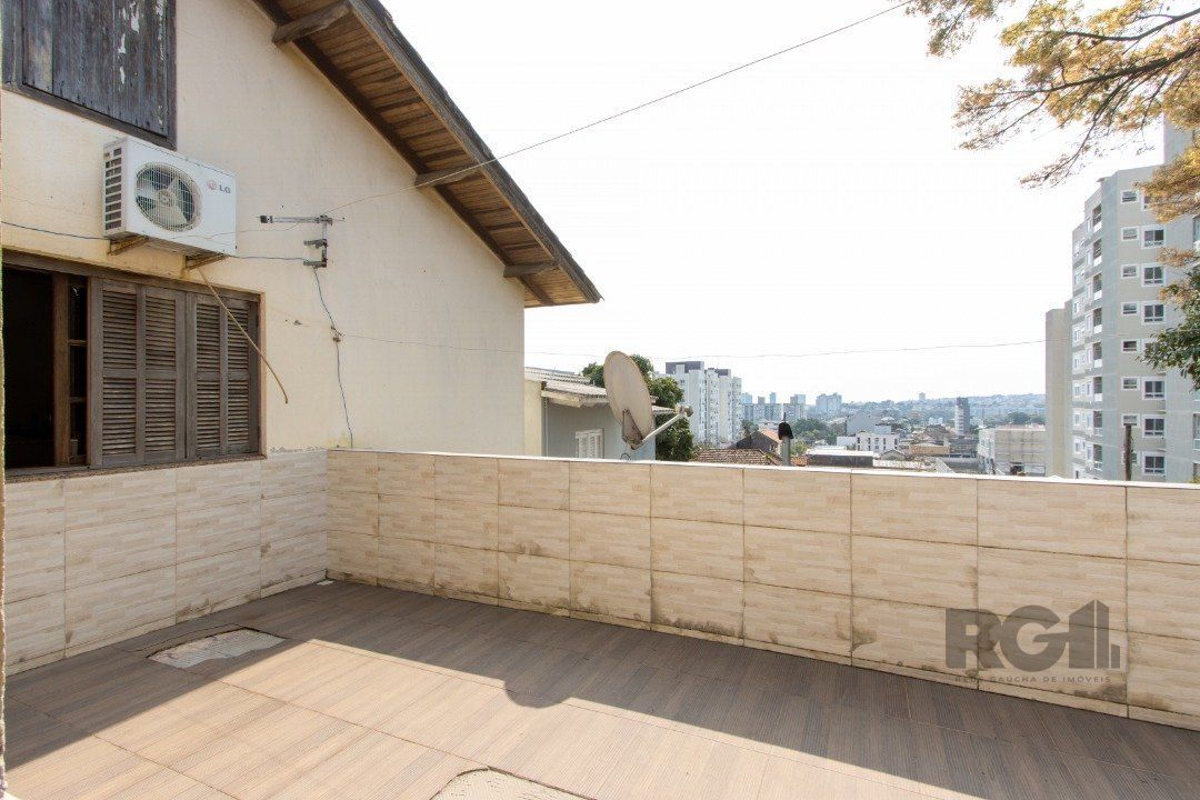 Casa à venda com 6 quartos, 288m² - Foto 58