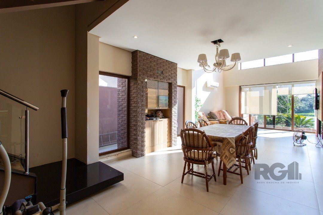Casa de Condomínio à venda com 4 quartos, 226m² - Foto 14