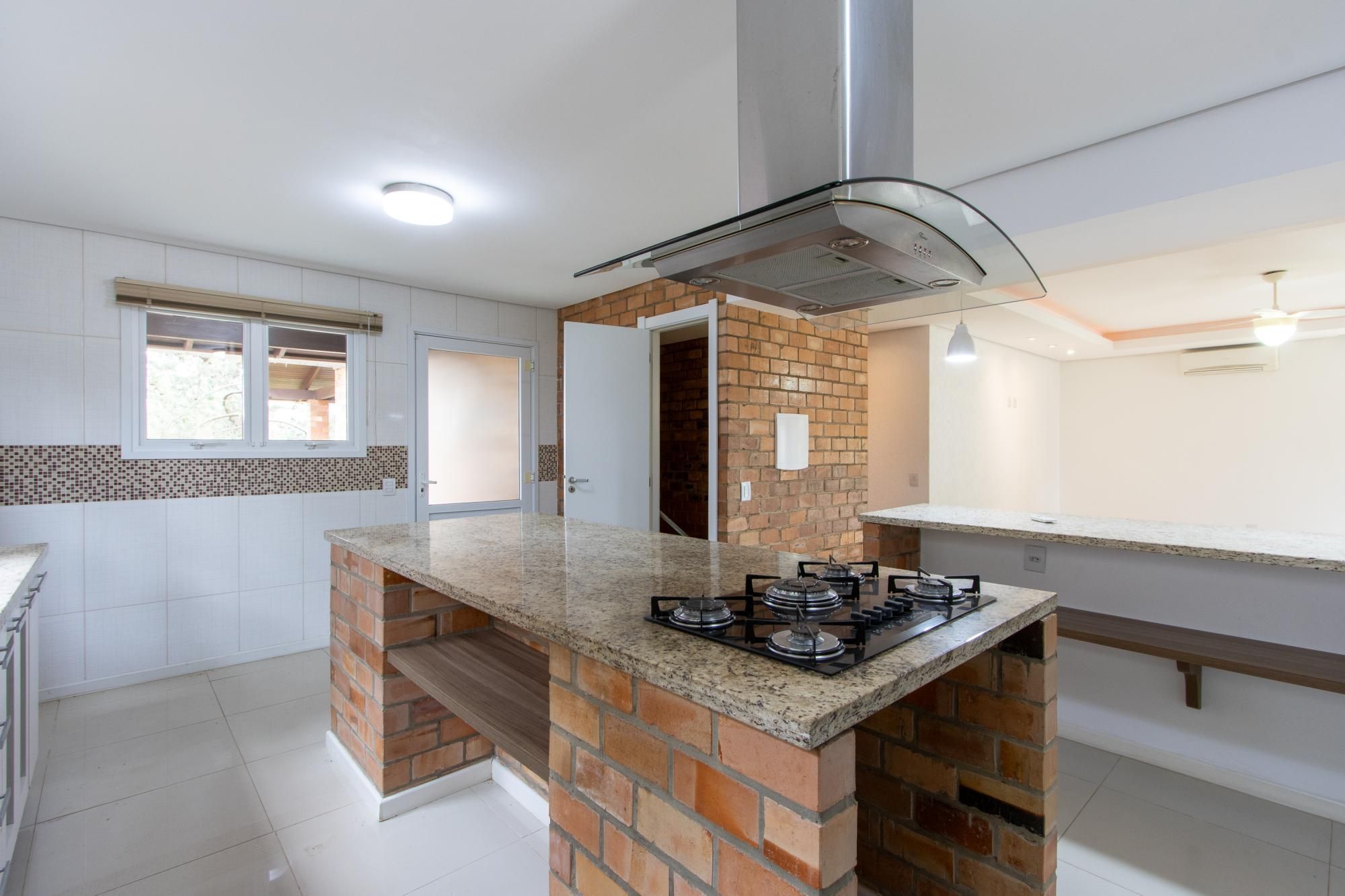 Casa à venda com 3 quartos, 308m² - Foto 29