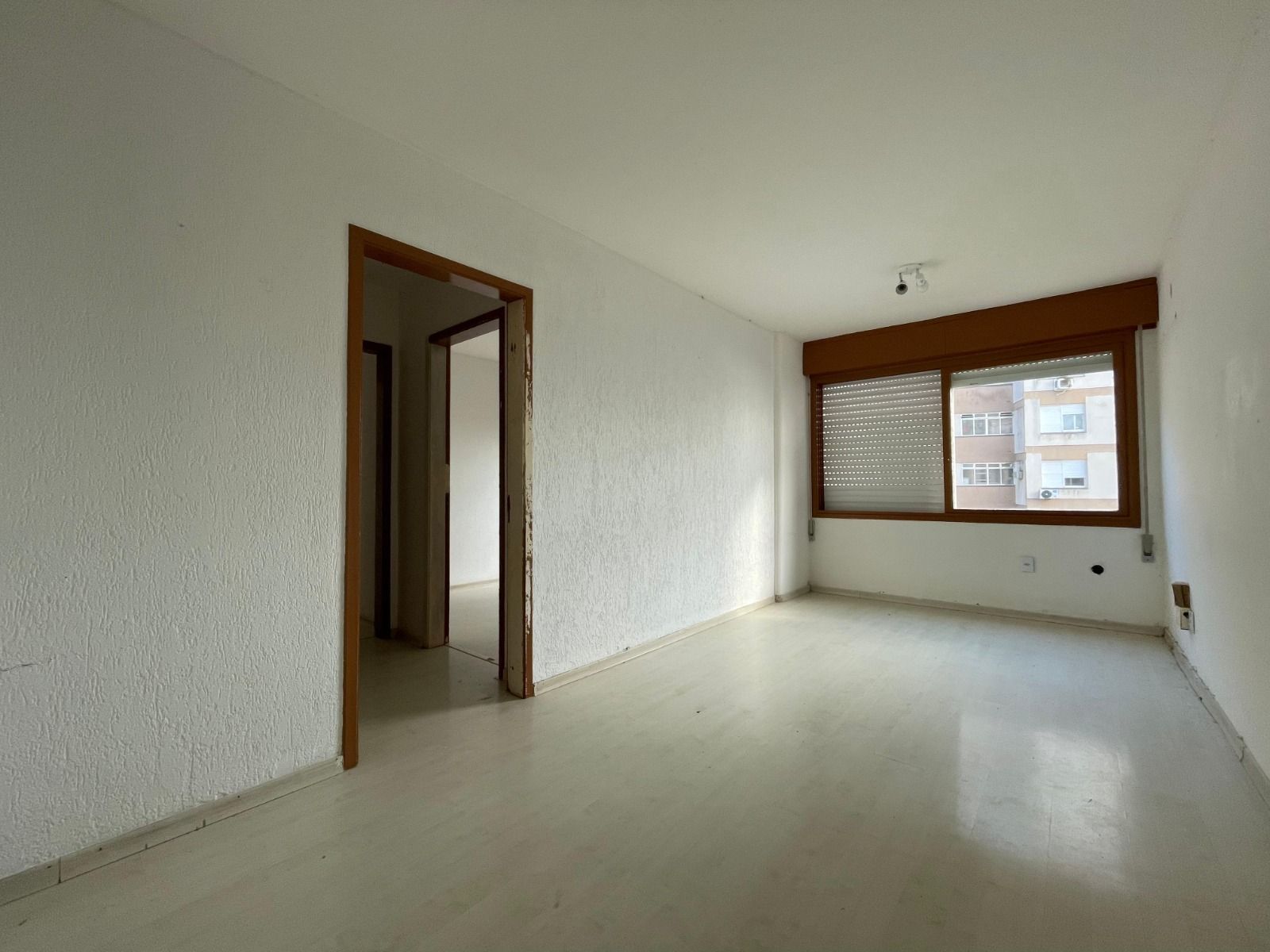 APARTAMENTO 2 QUARTOS - ELEVADOR - VISTA PARA O RIO GUAÍBA - POENTE DA VILA - VILA ASSUNÇÃO