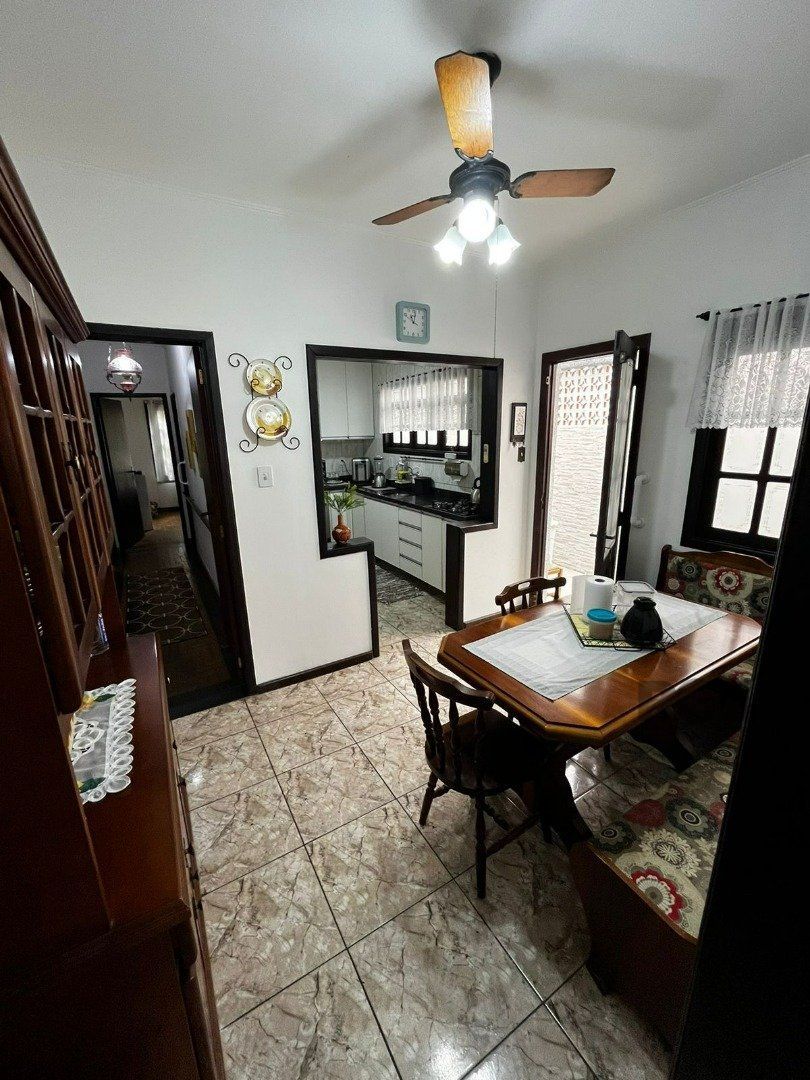 Casa, 3 quartos, 300 m² - Foto 11