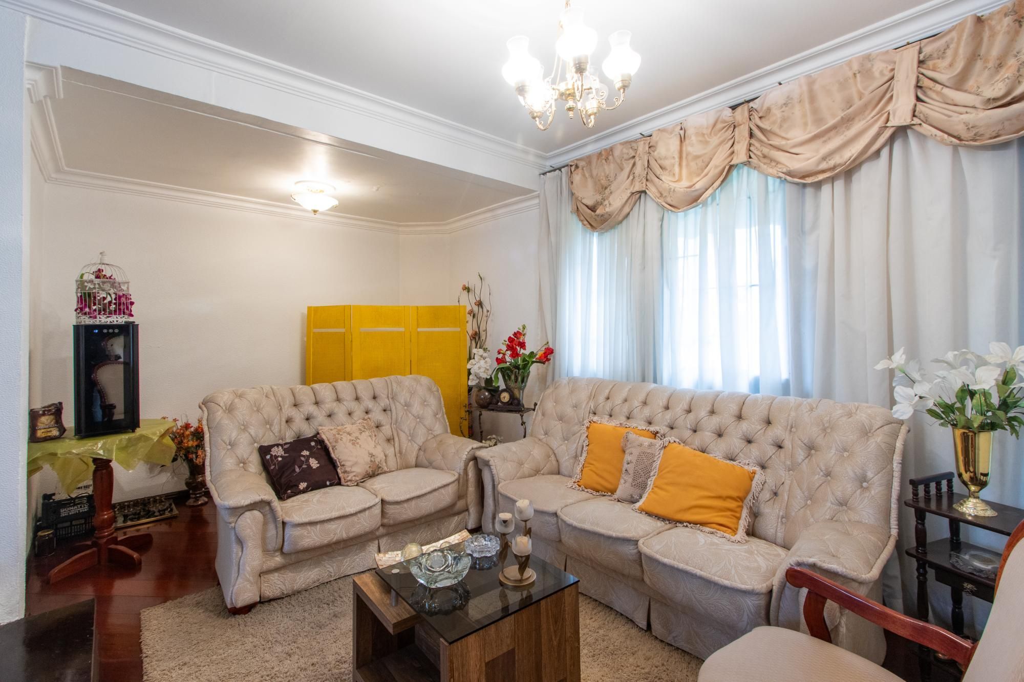 Casa para Venda - 485m², 4 dormitórios, sendo 1 suites, 3 vagas - Cristal — foto 4