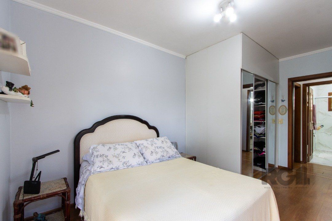 Casa de Condomínio à venda com 3 quartos, 225m² - Foto 45