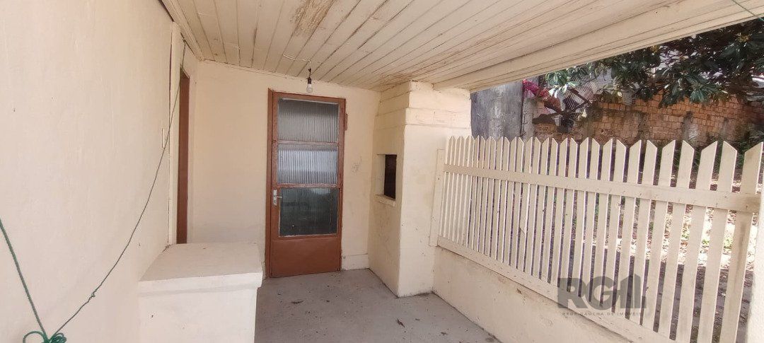 Casa à venda com 2 quartos, 64m² - Foto 17