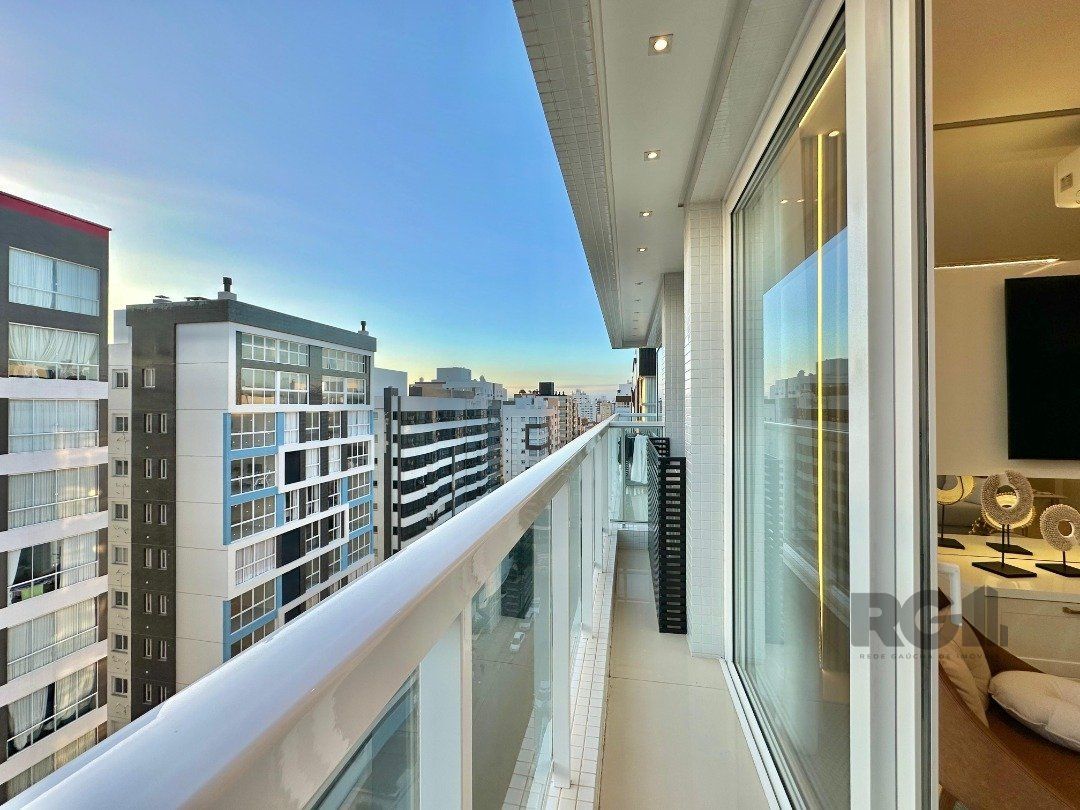 Apartamento à venda com 2 quartos, 80m² - Foto 5