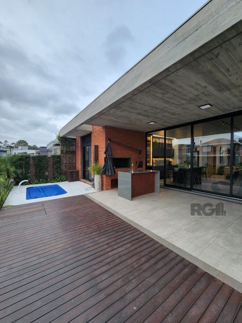 Casa de Condomínio à venda com 4 quartos, 224m² - Foto 19