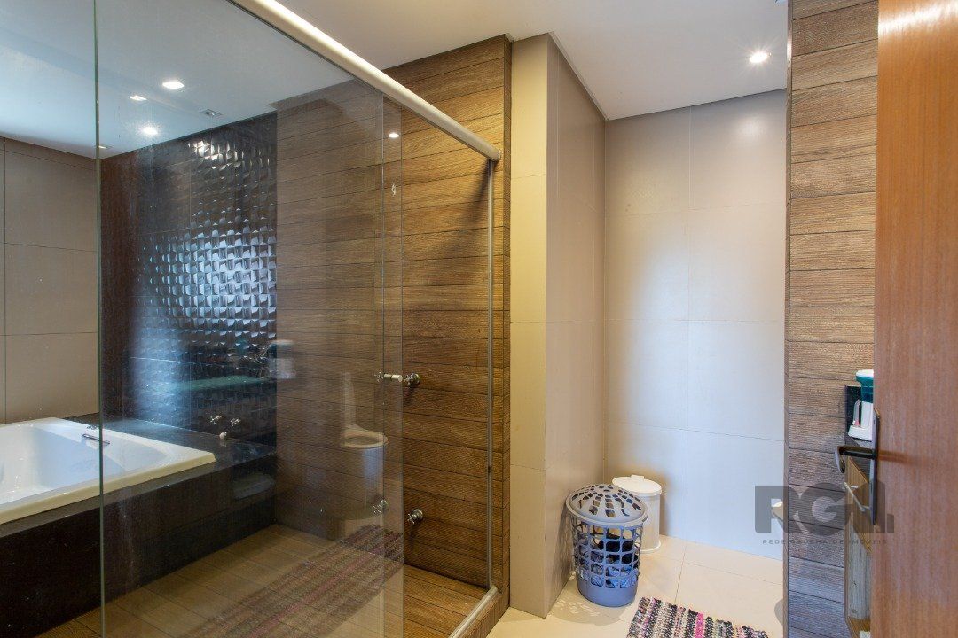 Casa de Condomínio à venda com 4 quartos, 226m² - Foto 39