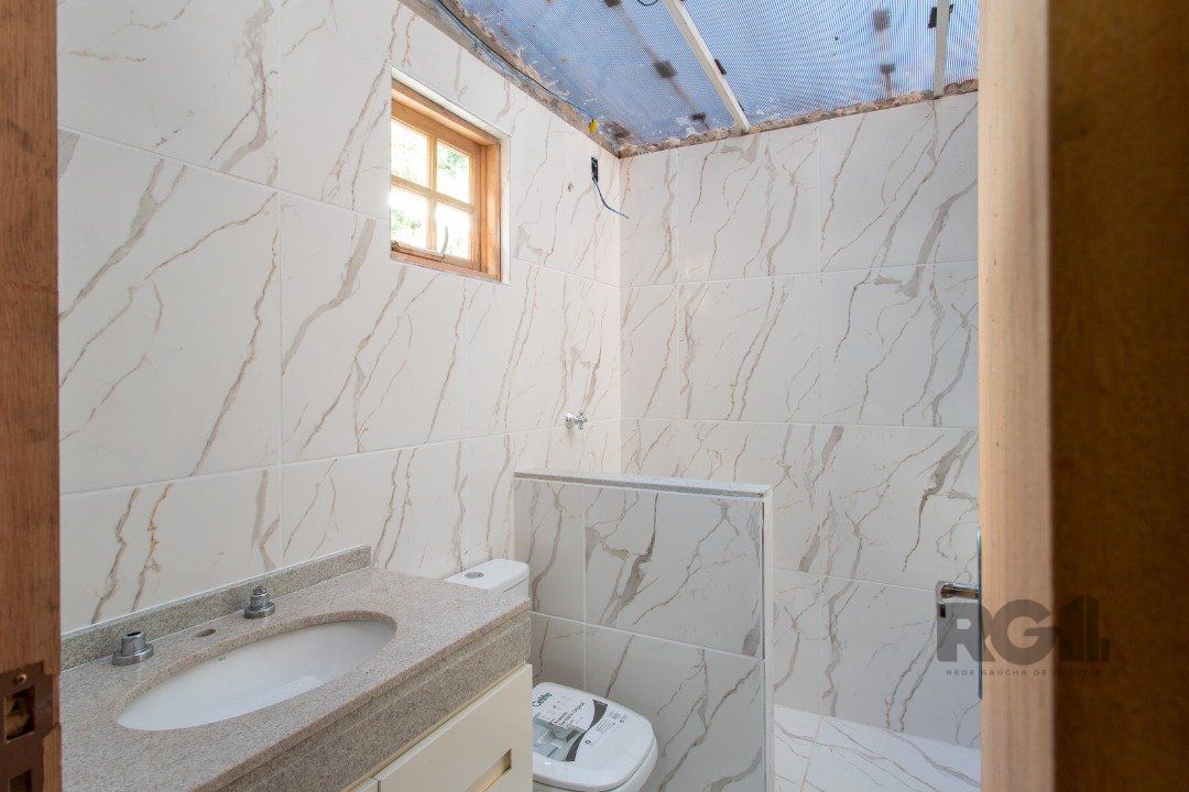 Casa de Condomínio à venda com 4 quartos, 226m² - Foto 18