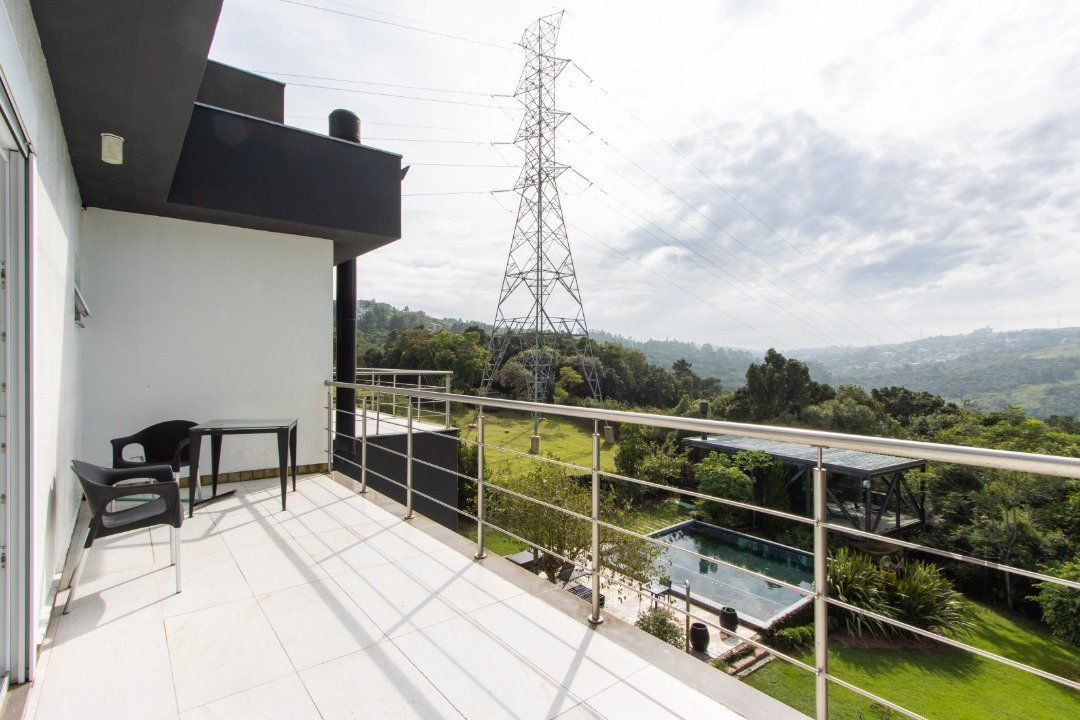 Casa de Condomínio à venda com 4 quartos, 400m² - Foto 45