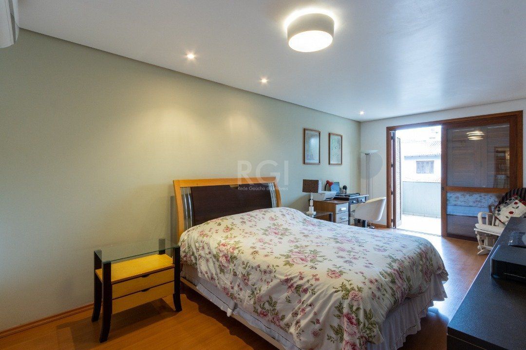 Casa de Condomínio à venda com 4 quartos, 334m² - Foto 29