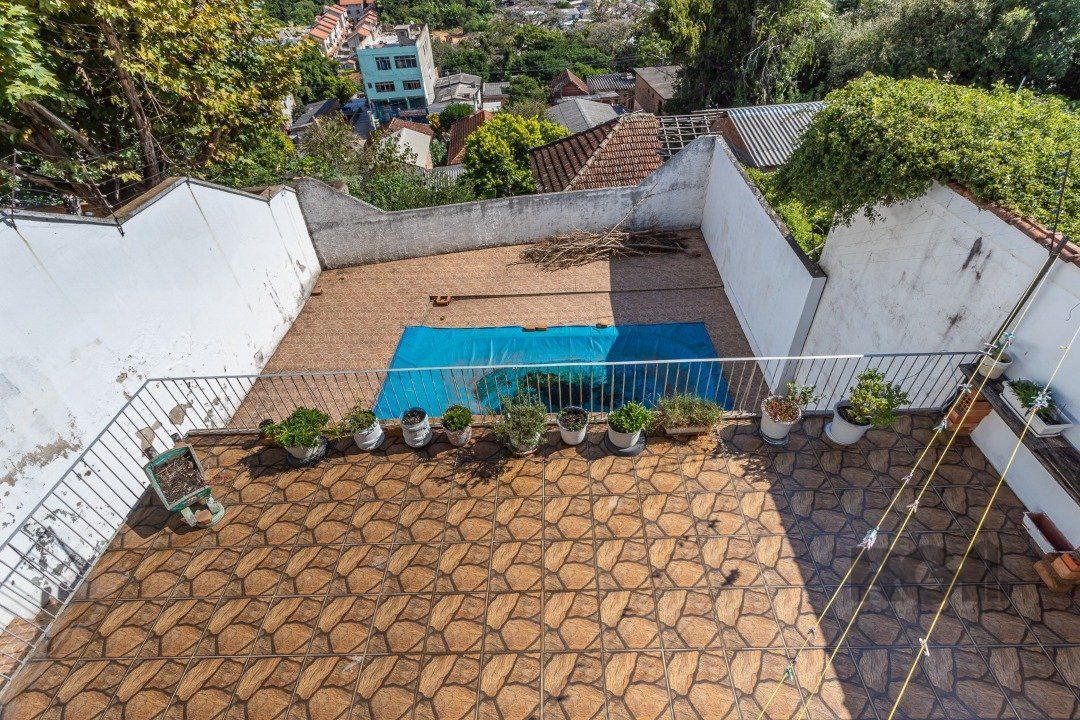 Casa à venda com 3 quartos, 293m² - Foto 17