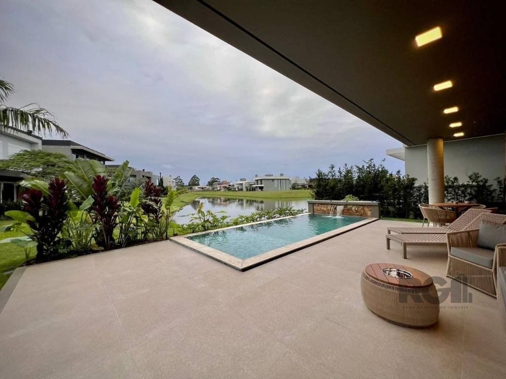 Casa de Condomínio à venda com 5 quartos, 366m² - Foto 28