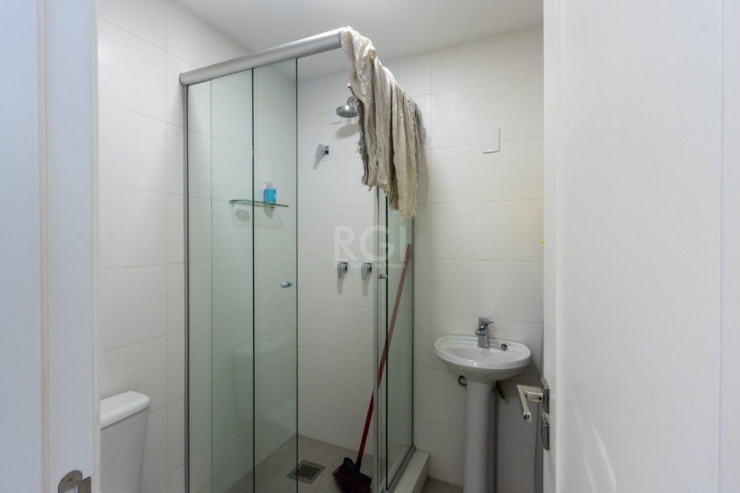 Apartamento à venda com 3 quartos, 256m² - Foto 32