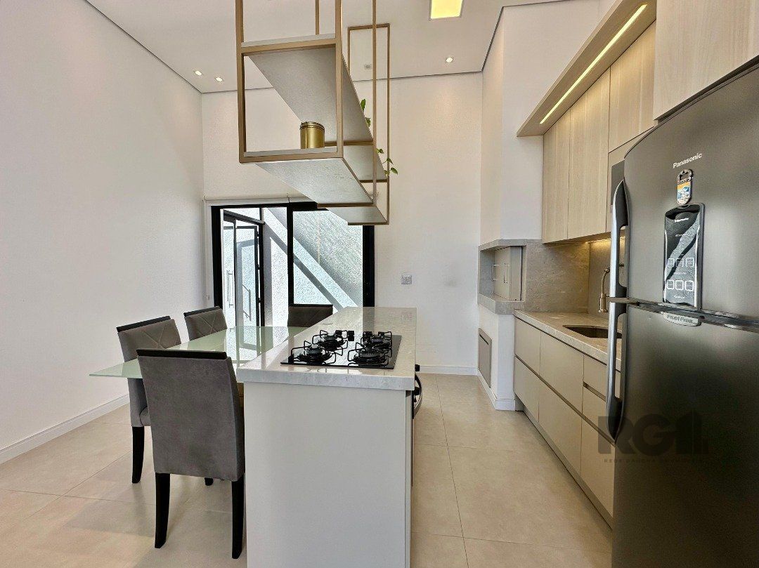 Casa à venda com 2 quartos, 74m² - Foto 9