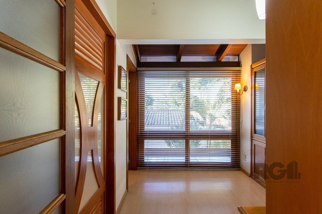 Casa de Condomínio à venda com 4 quartos, 216m² - Foto 26