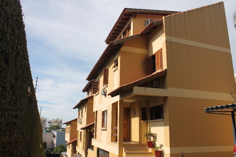 Casa Condominio para Venda - 168.39m², 3 dormitórios, sendo 1 suites, 4 vagas - Tristeza
