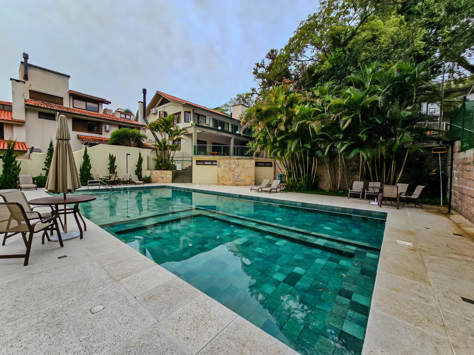 Casa de Condomínio à venda com 5 quartos, 160m² - Foto 36