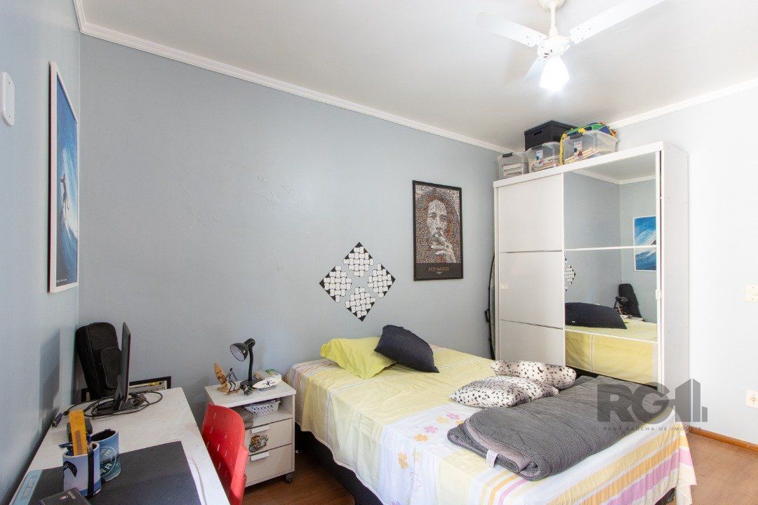 Casa de Condomínio à venda com 3 quartos, 225m² - Foto 31