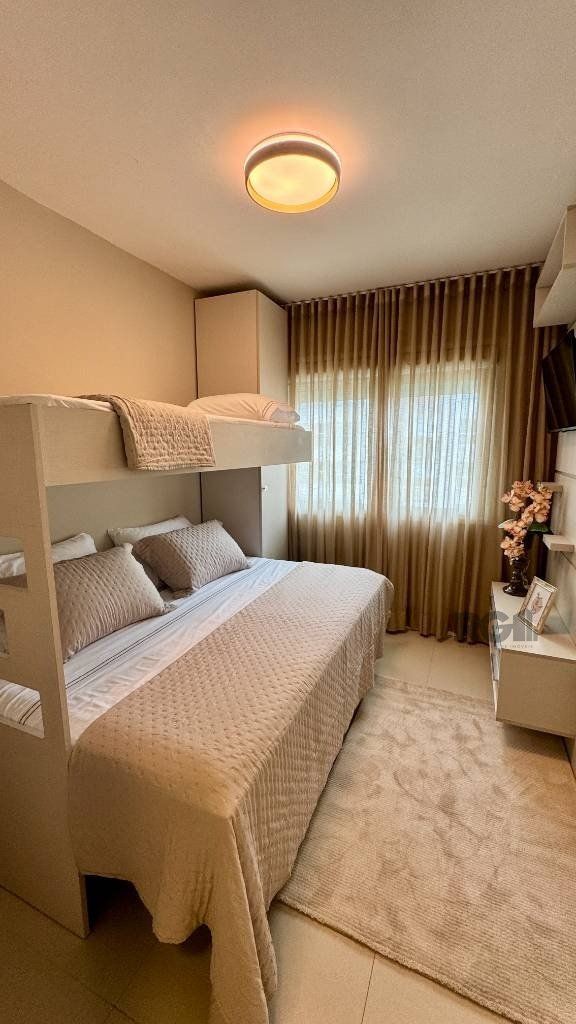 Apartamento à venda com 2 quartos, 79m² - Foto 3
