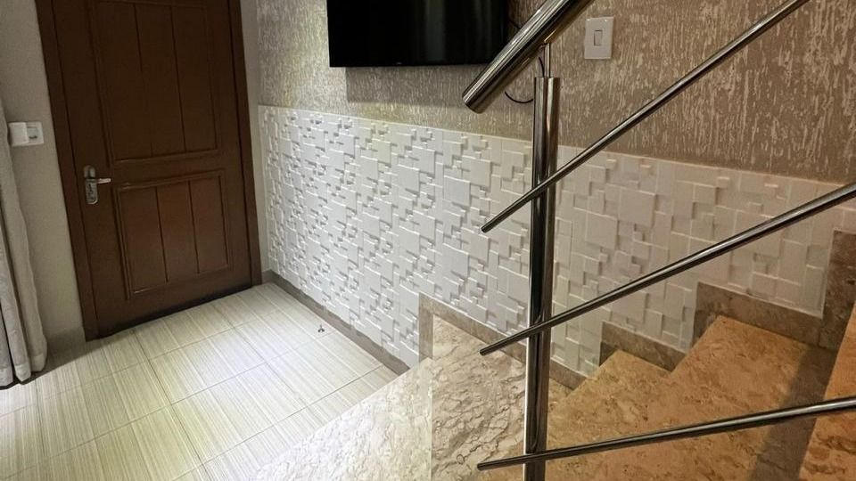 Casa à venda com 5 quartos, 157m² - Foto 8