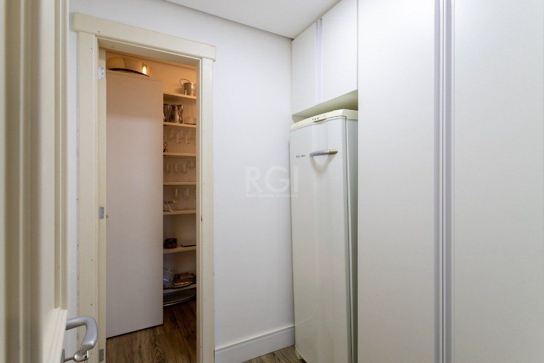 Casa de Condomínio à venda com 4 quartos, 587m² - Foto 43